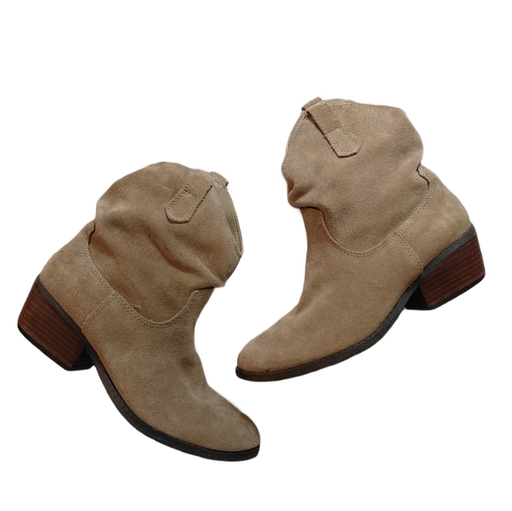 White Mountain 'Slammin' Tan Suede Western Ankle Boots Size 6 M Cowgirl Booties